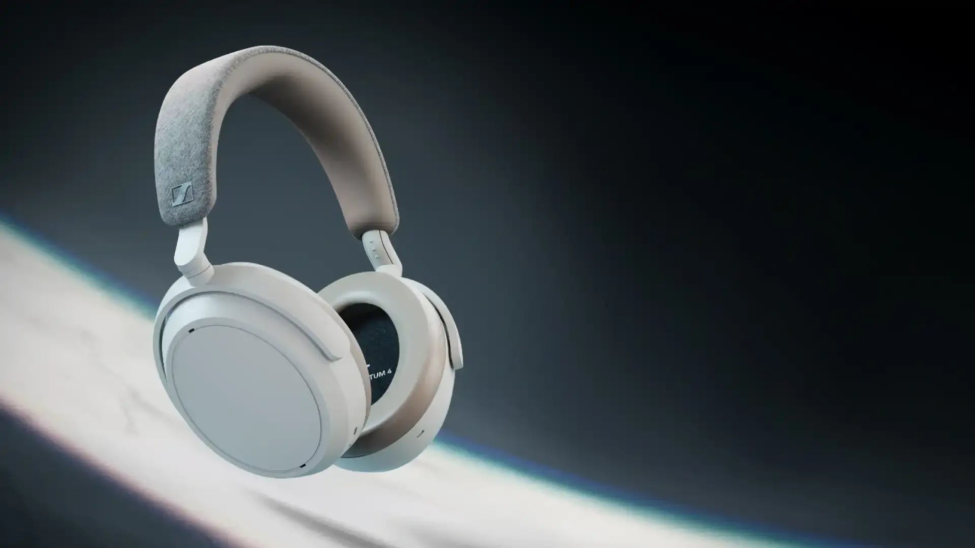 White 10/4-10/10限定セール MOMENTUM 4 Wireless Desktop
