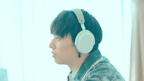 Saucy Dog Shinya Ishihara X MOMENTUM 5 Wireless