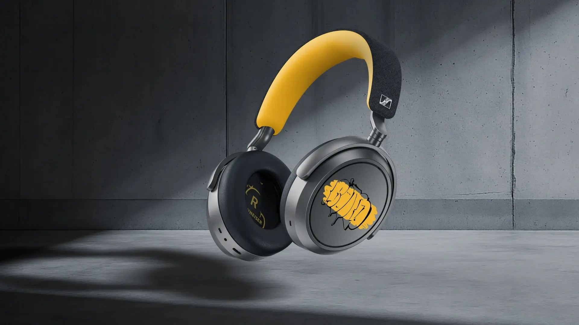 Yellow MOMENTUM 4 Wireless Desktop