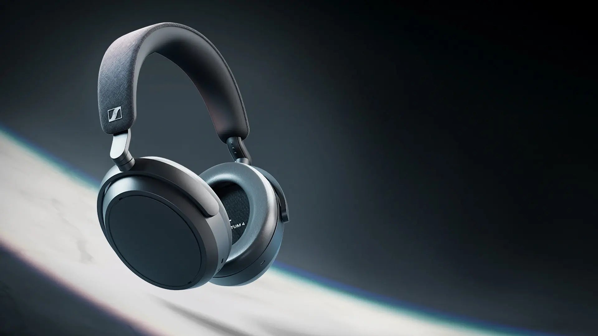 ブラック MOMENTUM 4 ワイヤレス・デスクトップ